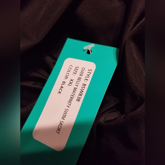 NWT MATERNITY SWIM SKIRT WITH ATTACHED SHORTS. MUST HAVE FOR SUMMER - Picture 11 of 11
